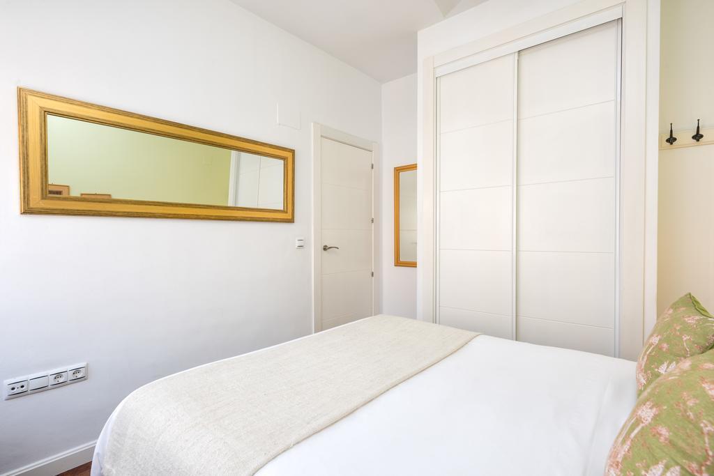Apartamentos Victoria Premium Málaga Exterior foto